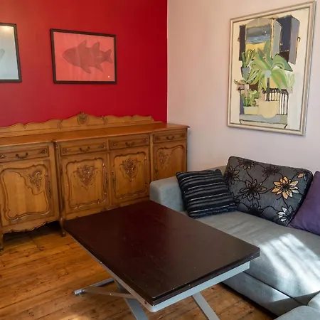Semesterbostad Spacious House In With Garden Sofia